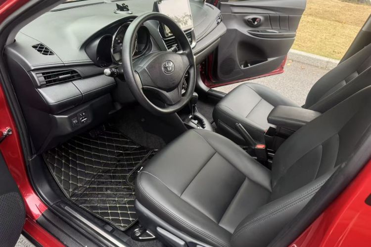 丰田 YARiS L 致炫 2020款 致炫X 1.5L CVT领先版中控内饰7001