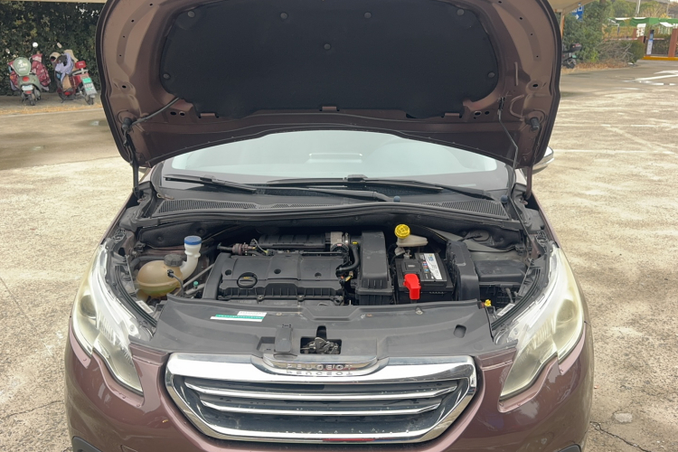 标致2008 2014款 1.6L 自动领航版局部细节24