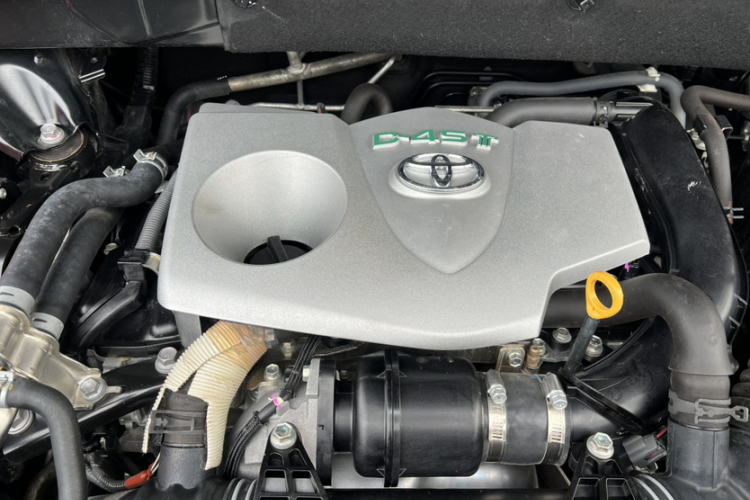 丰田 汉兰达 2020款 2.0T 四驱百万纪念版 7座中控内饰7011