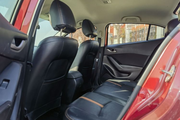 马自达3 昂克赛拉 2017款 三厢 1.5L 自动舒适型 国VI中控内饰7005