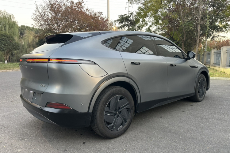 小鹏G6 2023款 755 超长续航 Pro车身外观6012