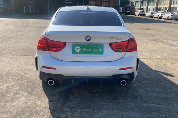 宝马1系 2020款 125i 领先型M运动套装车身外观6002