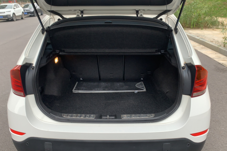 宝马X1 2015款 sDrive18i 时尚晋级版局部细节23