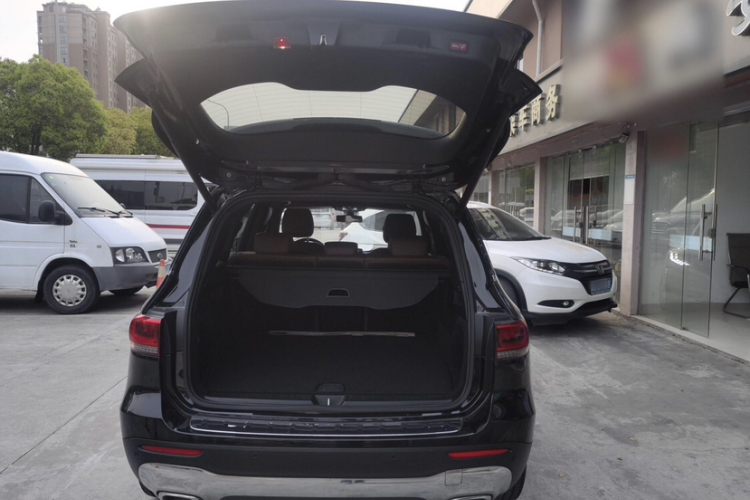 奔驰GLB 2020款 改款 GLB 200 动感型中控内饰7006