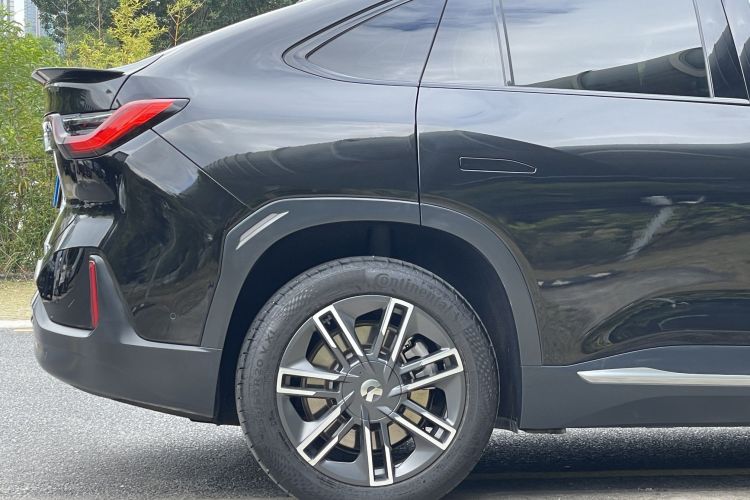 蔚来EC6 2020款 605KM 运动版车身外观6008