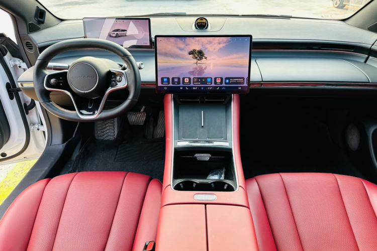 鸿蒙智行 智界S7 2024款 Ultra 四驱旗舰版车身外观6005