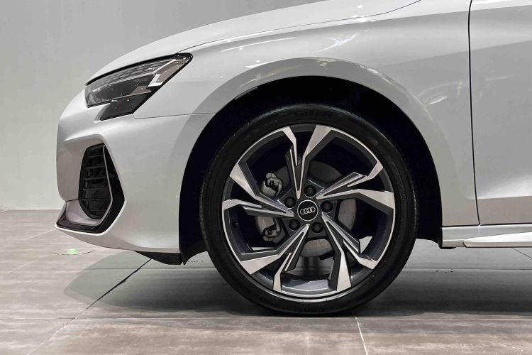 奥迪A3 2025款 Sportback 35TFSI 飞驰尊享型局部细节9005