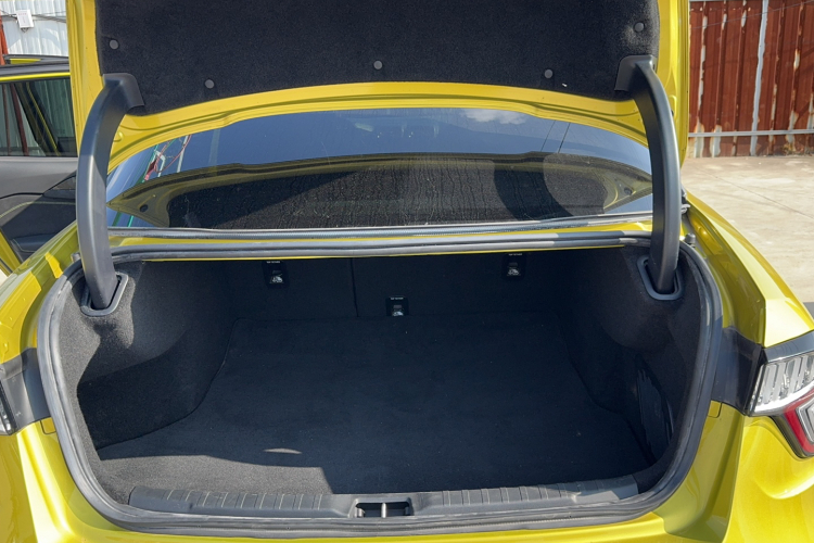 领克03 2019款 03+ 2.0TD 自动驭风版局部细节23