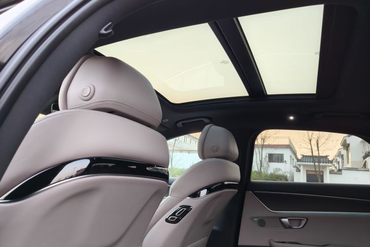 比亚迪 汉 2025款 EV 701KM激光雷达智驾型中控内饰7007