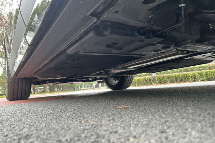 凯迪拉克XT4 2024款 改款 28T 两驱豪华型局部细节9002