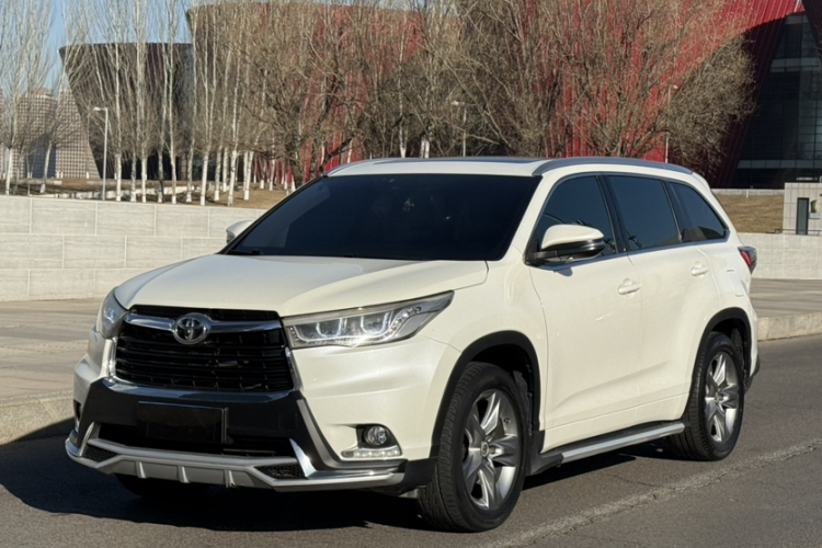 丰田 汉兰达 2015款 2.0T 四驱豪华版 7座局部细节36