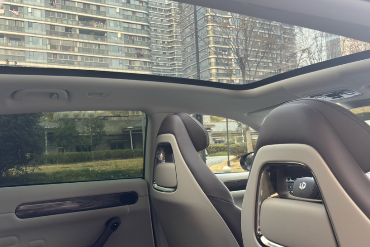 零跑汽车 零跑C11 2024款 增程 300尊享版中控内饰7005