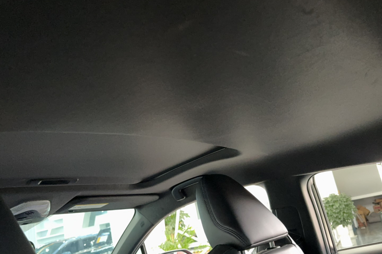 丰田C-HR 2020款 2.0L 领先版局部细节22