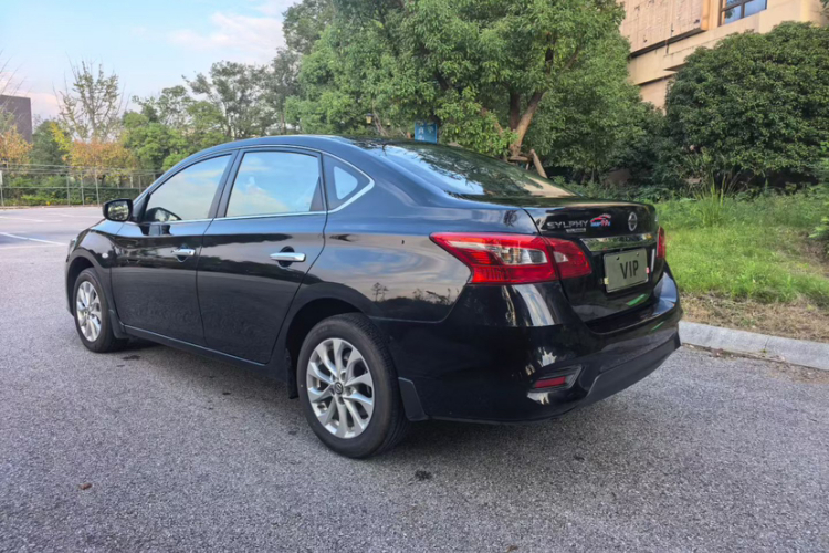 日产 轩逸 2024款 经典 1.6XE CVT舒适版车身外观6003