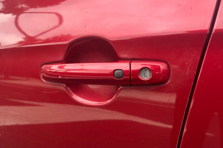 铃木 锋驭 2014款 1.6L CVT两驱精英型中控内饰7001