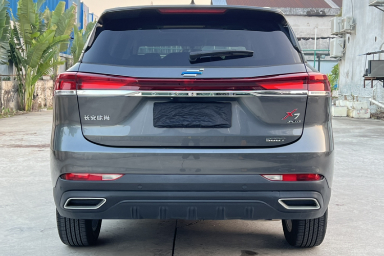 长安欧尚X7 PLUS 2022款 1.5T 蓝鲸版自动Geeker领航型车身外观6005