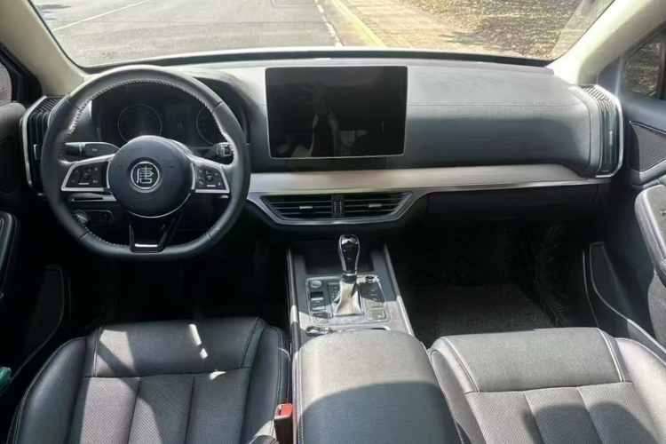 比亚迪 唐 2019款 2.0T 自动智联尊享型 5座 国VI中控内饰7004