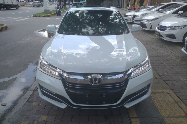 本田 雅阁 2016款 2.4L 豪华版车身外观6001