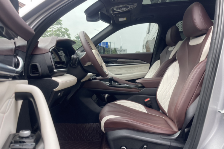 吉利汽车 星越L 2021款 2.0TD DCT EVO两驱智尊型中控内饰7005