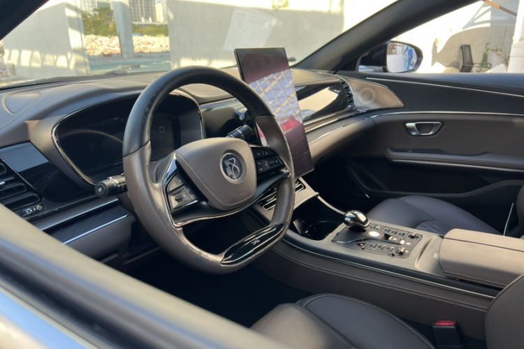 比亚迪 汉 2020款 DM 四驱性能版尊贵型中控内饰7003