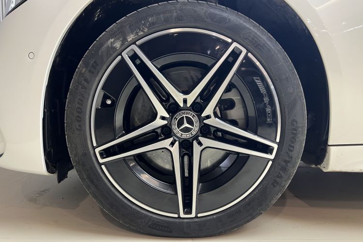 奔驰C级 2025款 C 260 L 皓夜运动版车身外观6004