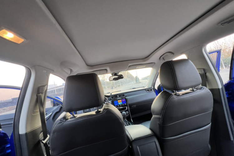 江铃 驭胜S330 2016款 1.5L GTDi 自动两驱尊贵版中控内饰7002