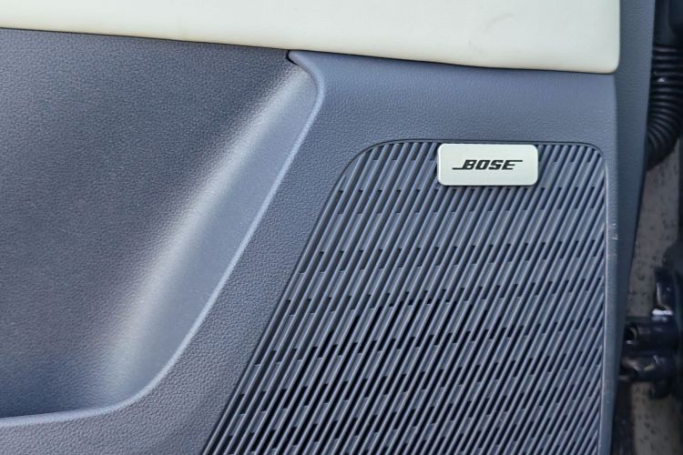 别克GL8新能源 2026款 陆尊 奢享版中控内饰7015