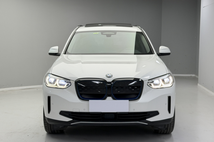 宝马iX3 2021款 改款 领先型车身外观6006