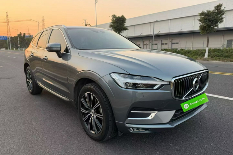 沃尔沃XC60 2019款 T5 四驱智雅豪华版 国VI车身外观6008