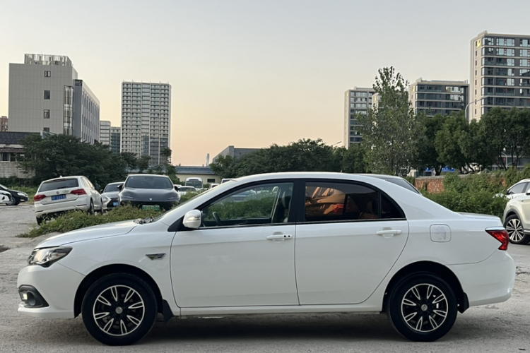 比亚迪F3 2016款 1.5L 手动豪华型车身外观6002