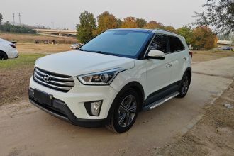 北京现代ix25 2015款 1.6L 自动两驱尊贵型DLX