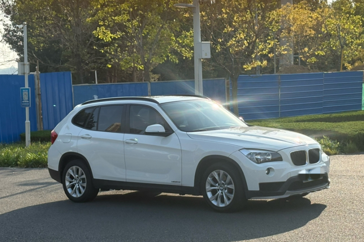 宝马X1 2014款 sDrive18i 时尚型车身外观6003
