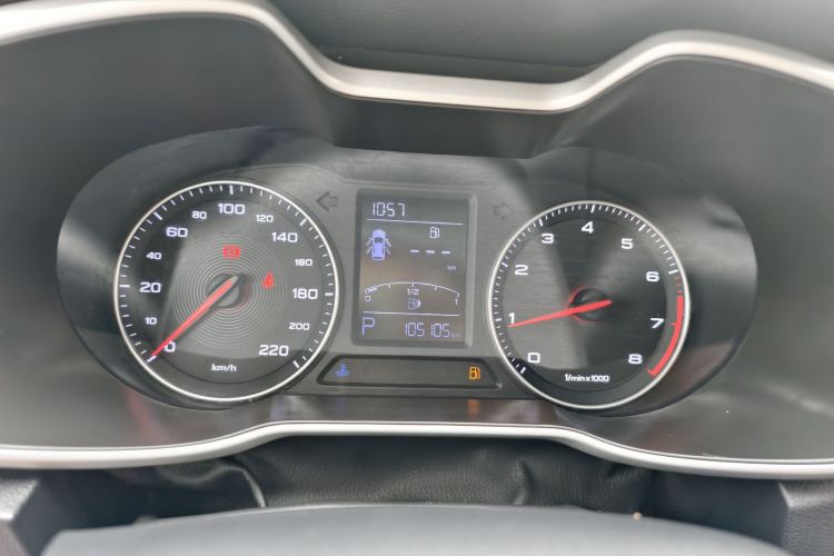 名爵ZS 2018款 1.5L 自动豪华版 国V中控内饰15