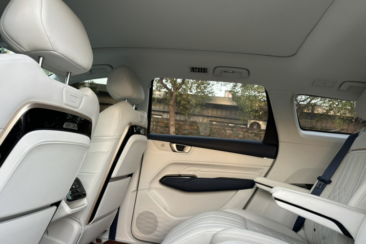 五菱汽车 五菱凯捷 2023款 2.0L DHT奢享型局部细节22