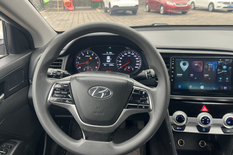 现代 领动 2019款 1.5L 手动智炫·活力型局部细节13