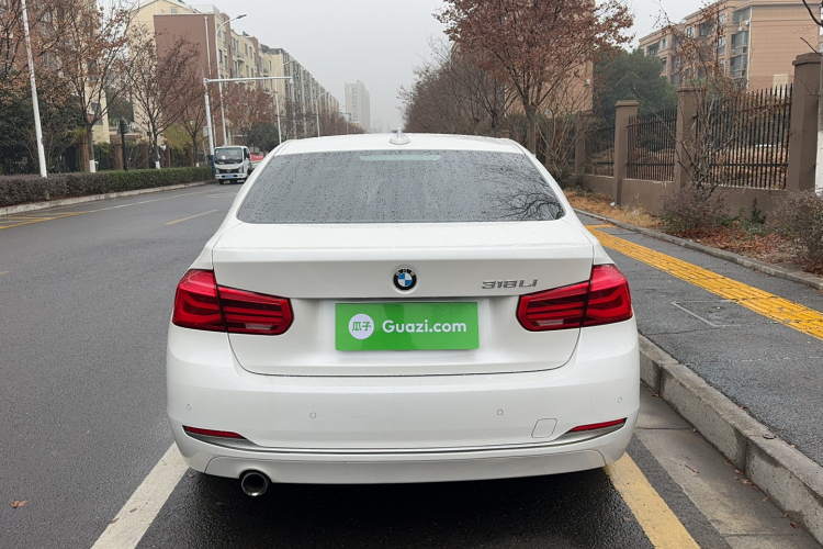 宝马3系 2018款 318Li车身外观6004