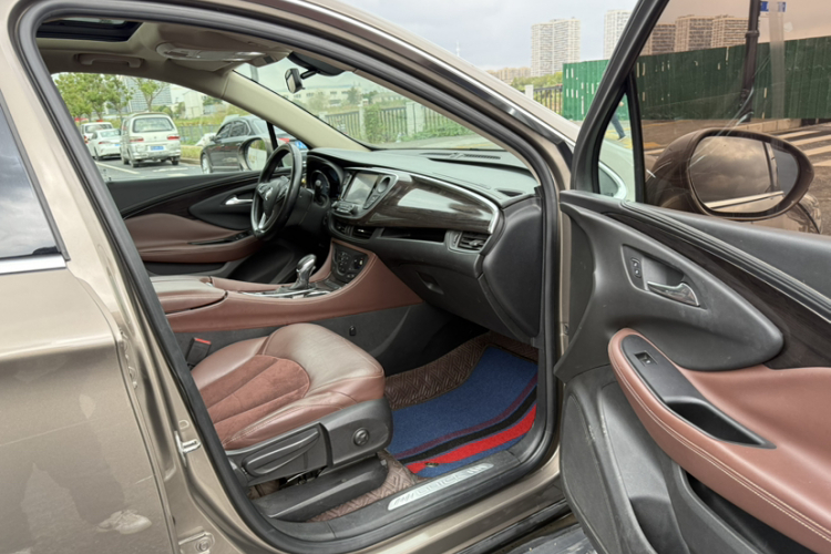 别克 昂科威 2017款 20T 两驱精英型局部细节41