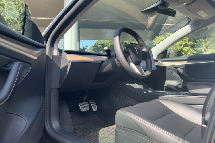 特斯拉 Model 3 2022款 后轮驱动版中控内饰7001