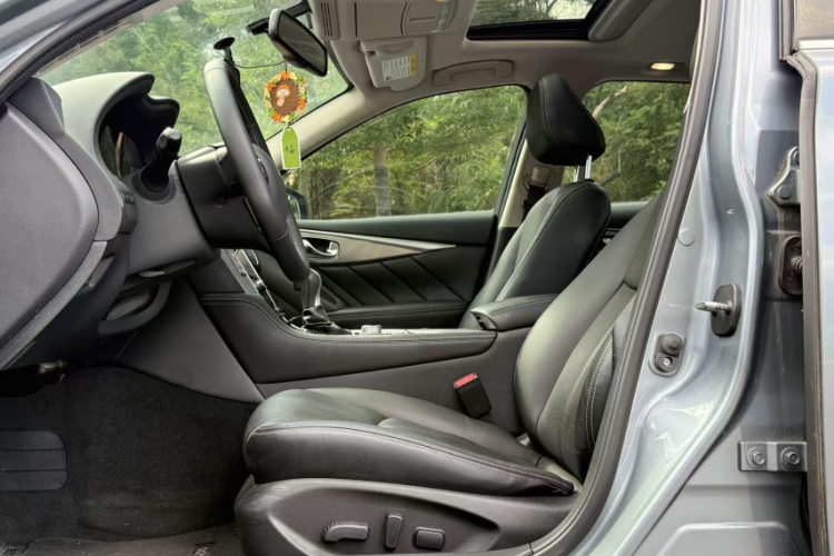 英菲尼迪Q50L 2015款 2.0T 悦享版车身外观6009