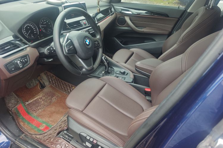 宝马X1 2020款 sDrive20Li 时尚型中控内饰7002