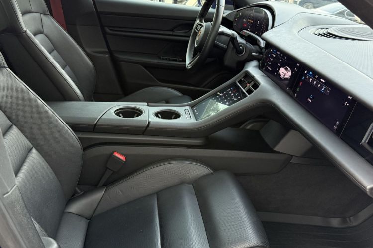 保时捷 2020款 Taycan局部细节41