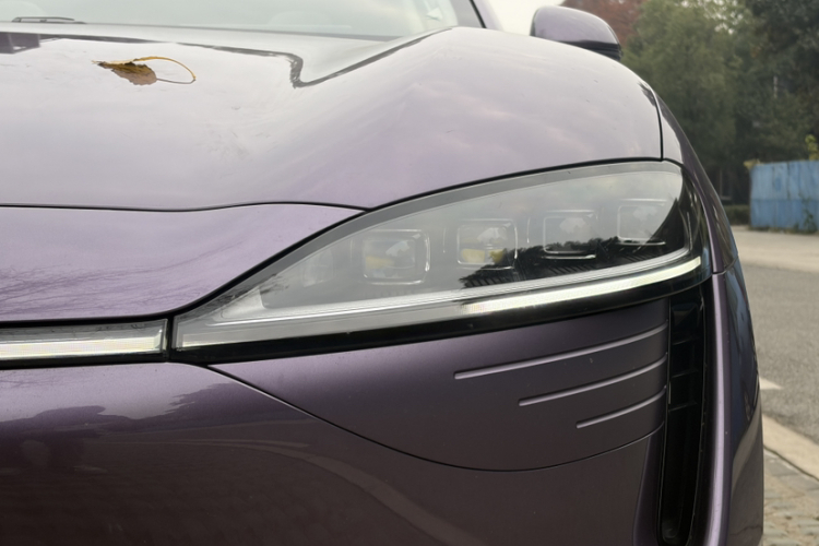 鸿蒙智行 智界R7 2024款 纯电 667km Max局部细节36