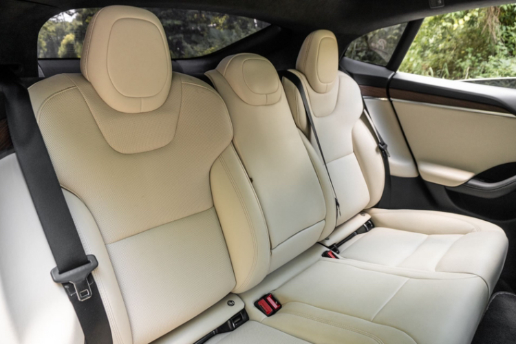 特斯拉 Model S 2023款 双电机全轮驱动版中控内饰7002