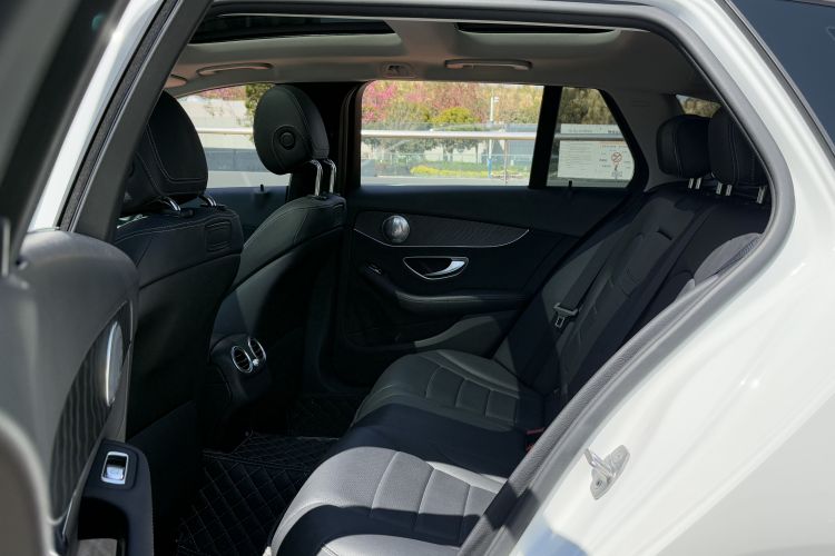 奔驰C级(进口) 2019款 C 260 旅行轿车中控内饰7004