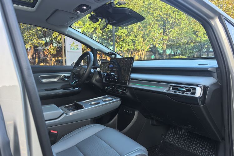 埃安 AION Y 2023款 Plus 510 智领版中控内饰7003