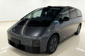 理想汽车 理想MEGA 2024款 Ultra