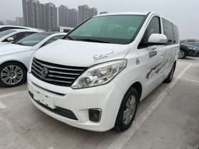 东风风行 风行F600 2016款 F600L 1.5T 豪华型