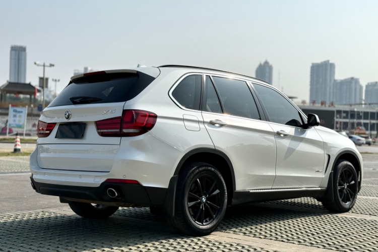 宝马X5(进口) 2015款 xDrive28i车身外观6004