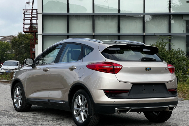 吉利汽车 帝豪GS 2016款 运动版 1.8L 手动领尚型车身外观6003