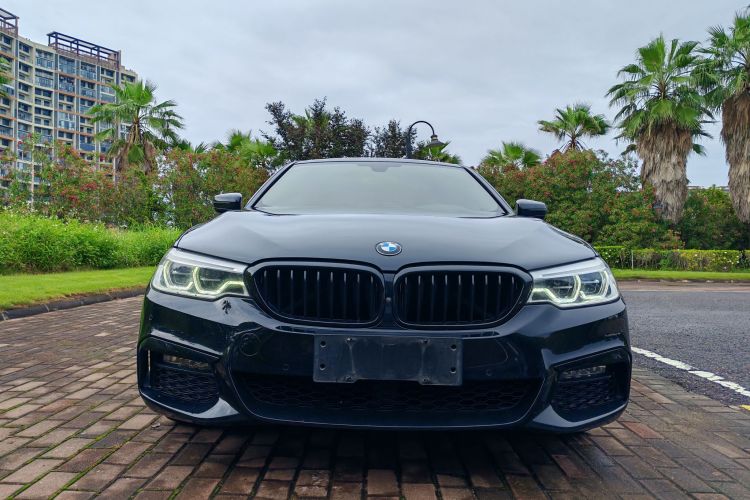宝马5系 2019款 530Li 领先型 M运动套装车身外观6001